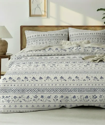 Full Duvet Cover Set – Striped Floral Bedding with Pillowcases