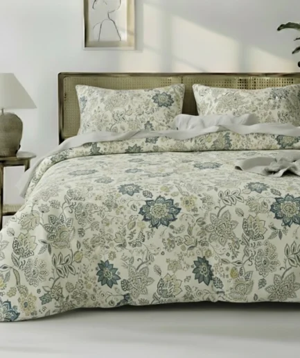 Vintage Botanical Queen Comforter Set — Cream & Teal Floral Bedding