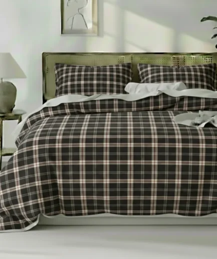 Classic Black & Taupe Check King Bedding Set – Modern Comfort